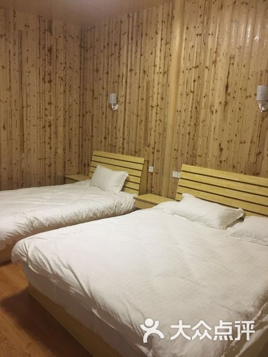 苹果娱乐新闻背景墙壁画背景墙装修效果图-第2张图片-太平洋在线下载