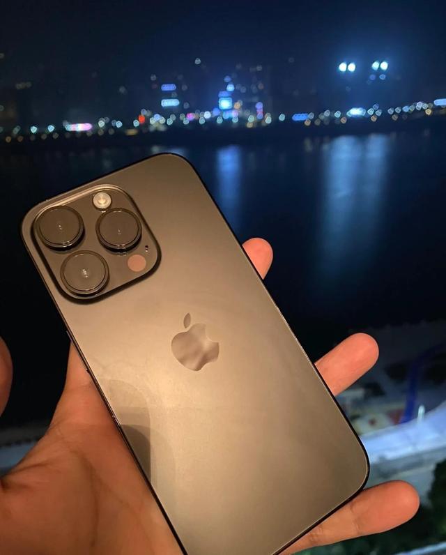 无卡版的苹果美版无锁的iphone值得购买吗